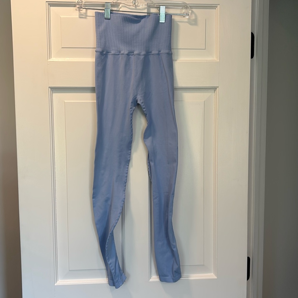 NWOT FP high rise 7/8 good karma legging